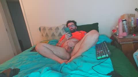 Snapshot of boredandirish21 chatting on September 21, 1:07 am boredandirish21 online show from September 21, 1:07 am