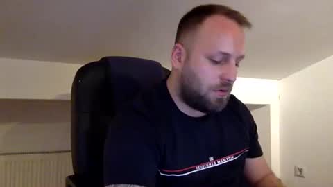 hugo online show from May 22, 2:08 am