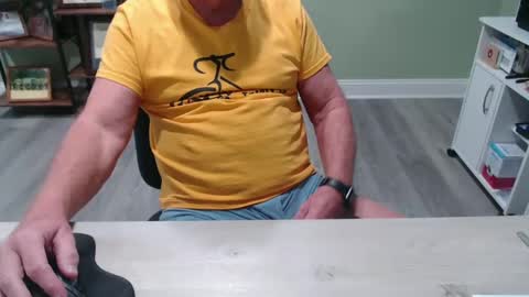 Snapshot of borntobebad2 chatting on December 31, 6:46 pm borntobebad2 online show from December 31, 6:46 pm