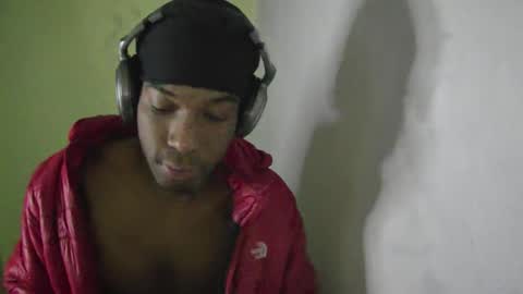 boss_playa98 online show from May 4, 6:31 am