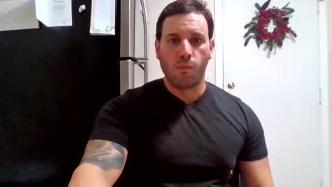 Snapshot of bosslife505050 chatting on December 29, 10:01 am The Italian Boss online show from December 29, 10:01 am