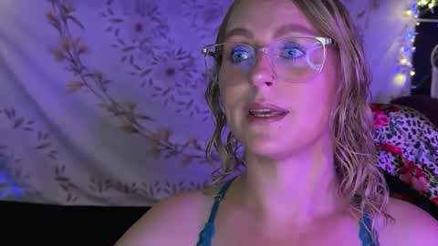 Snapshot of bossmomma chatting on October 9, 2:04 pm BossMom online show from October 9, 2:04 pm