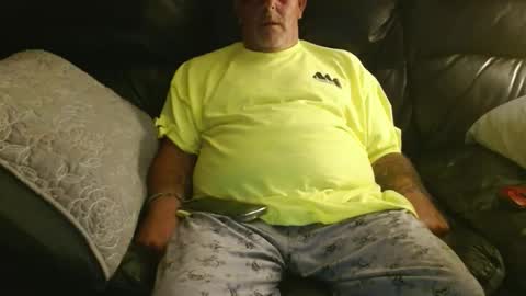 bostonguy1969 online show from September 19, 2:02 am