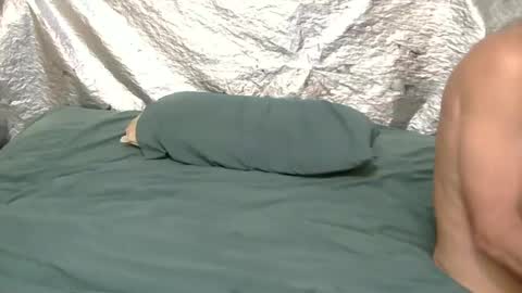 Snapshot of bottomdaddyforyou925375 chatting on February 9, 1:22 am bottomdaddyforyou925375 online show from February 9, 1:22 am