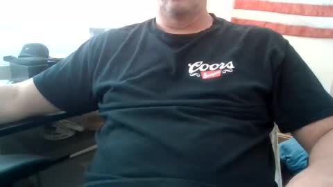 Snapshot of bourbonman144 chatting on July 27, 10:28 pm bourbonman144 online show from July 27, 10:28 pm