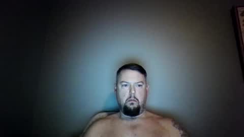 bowtieguy84 online show from February 7, 3:10 am