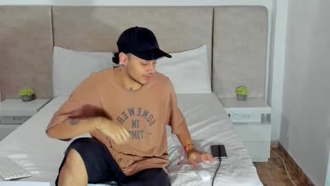 Anderson online show from December 2, 12:41 am