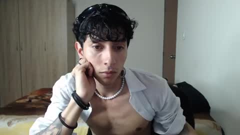 Boy Astro online show from February 27, 12:32 am