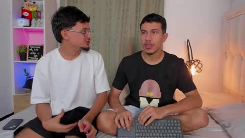 Snapshot of boy_jerry chatting on February 22, 7:40 am boy_jerry online show from February 22, 7:40 am