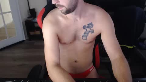 boy_t0y89 online show from November 16, 10:43 am