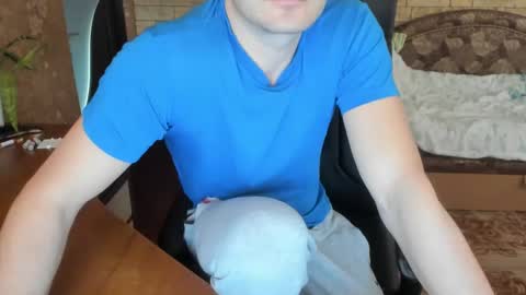 Snapshot of boyapollon chatting on January 1, 12:11 pm BoyApollon online show from January 1, 12:11 pm