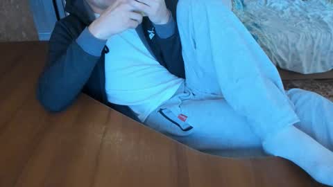 Snapshot of boyapollon chatting on September 24, 10:29 am BoyApollon online show from September 24, 10:29 am