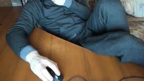 Snapshot of boyapollon chatting on December 23, 10:13 am BoyApollon online show from December 23, 10:13 am