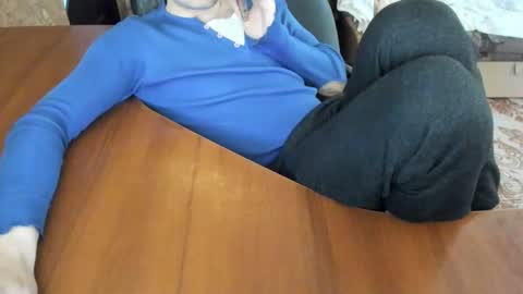 Snapshot of boyapollon chatting on February 19, 7:15 am BoyApollon online show from February 19, 7:15 am