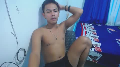 boyax16 online show from December 28, 8:26 am