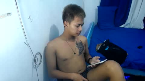 boyax16 online show from January 7, 1:03 pm