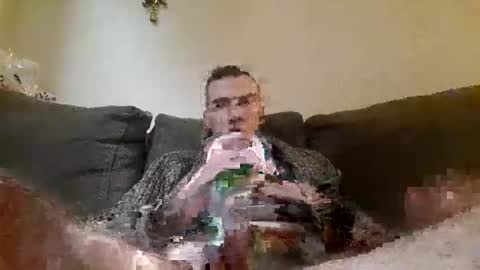 Snapshot of boybcn19 chatting on January 17, 6:11 pm Your slavesexx19 online show from January 17, 6:11 pm