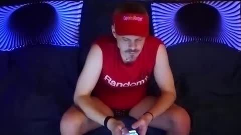 Snapshot of boyblond36 chatting on December 29, 6:14 am Slutty Stud online show from December 29, 6:14 am