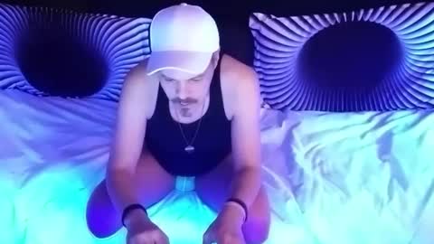 Snapshot of boyblond36 chatting on January 11, 8:43 am Slutty Stud online show from January 11, 8:43 am