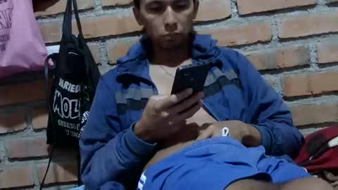 Boy online show from October 18, 2:18 pm