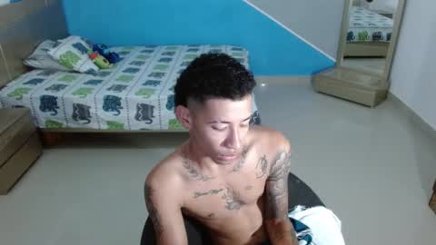 boyhot_sw online show from February 14, 1:45 am