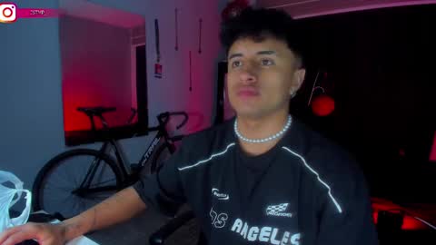 miguel  online show from February 10, 4:52 am