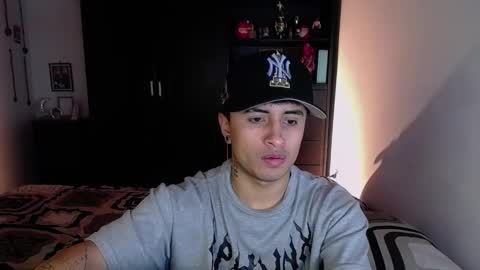 miguel  online show from February 17, 12:51 am