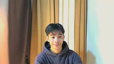 Snapshot of boynextdoor4ux chatting on April 21, 4:41 am HI IM JAMES DONT FORGET GIVE ME THUMBS UP AND JOIN TO MY FANCLUB online show from April 21, 4:41 am
