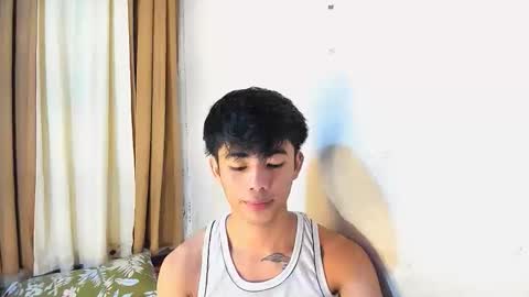 Snapshot of boynextdoor4ux chatting on April 30, 10:36 pm HI IM JAMES DONT FORGET GIVE ME THUMBS UP AND JOIN TO MY FANCLUB online show from April 30, 10:36 pm
