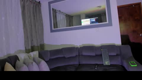 Snapshot of boys_blackandwhite chatting on January 9, 11:17 pm boys_blackandwhite online show from January 9, 11:17 pm