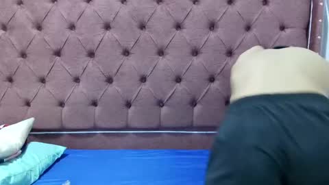 Snapshot of boys_hotparty chatting on January 7, 7:17 pm ALEX - TAYLER -MIKE online show from January 7, 7:17 pm