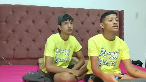 Snapshot of boys_hotparty chatting on February 3, 2:13 pm ALEX - TAYLER -MIKE online show from February 3, 2:13 pm