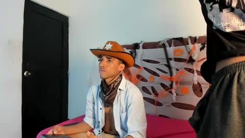 Snapshot of boys_hotparty chatting on October 20, 1:11 pm ALEX - TAYLER -MIKE online show from October 20, 1:11 pm