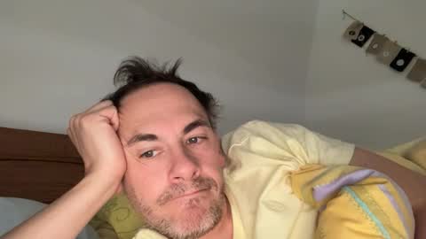 Snapshot of boyslut8 chatting on January 6, 8:07 am boytoyhh online show from January 6, 8:07 am