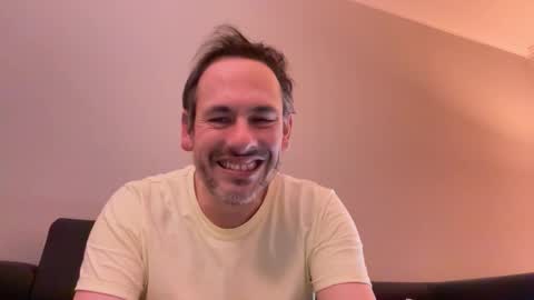 Snapshot of boyslut8 chatting on January 14, 9:20 pm boytoyhh online show from January 14, 9:20 pm