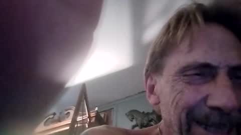 Snapshot of boytowhip chatting on September 28, 10:04 pm boytowhip online show from September 28, 10:04 pm