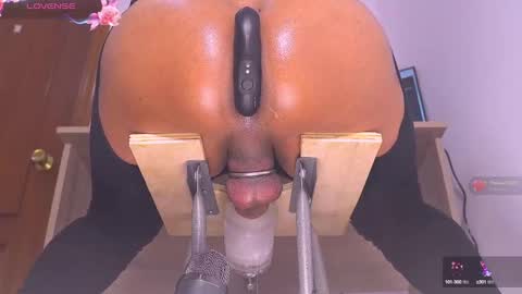 Snapshot of boytwink_20 chatting on January 9, 3:23 pm boytwink_20 online show from January 9, 3:23 pm