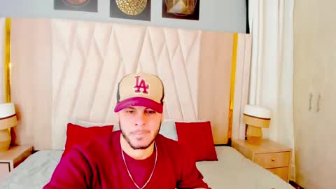 Mateo online show from November 2, 2:25 am