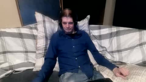 Snapshot of bponie1 chatting on March 15, 12:16 am bponie1 online show from March 15, 12:16 am