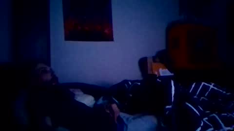 GuitarBrad1989 online show from April 28, 8:52 am