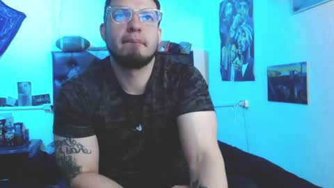 brad hot boy online show from June 18, 4:00 pm