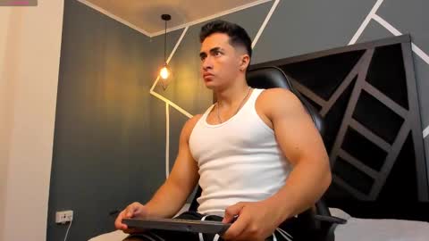 brad summer online show from February 13, 5:33 pm