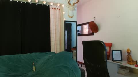 Bradley Martinez online show from January 31, 10:10 pm