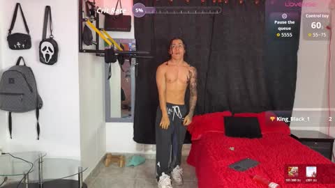 Bradley Strong online show from January 8, 9:39 pm