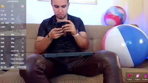 Bradley Colton Independ Model online show from January 13, 1:17 pm