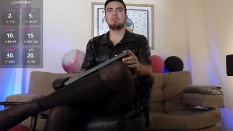 Bradley Colton Independ Model online show from October 8, 2:47 pm