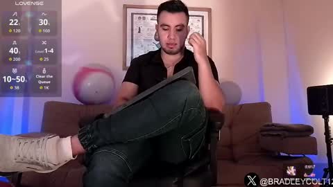 Bradley Colton Independ Model online show from April 7, 2:28 pm