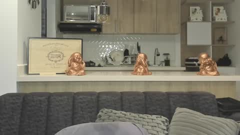 bradleymartin7 online show from January 6, 1:42 am