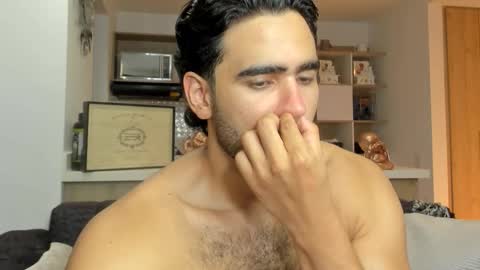 bradleymartin7 online show from September 24, 2:37 am