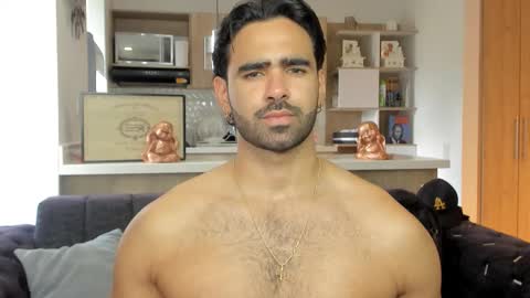 bradleymartin7 online show from November 21, 6:28 pm